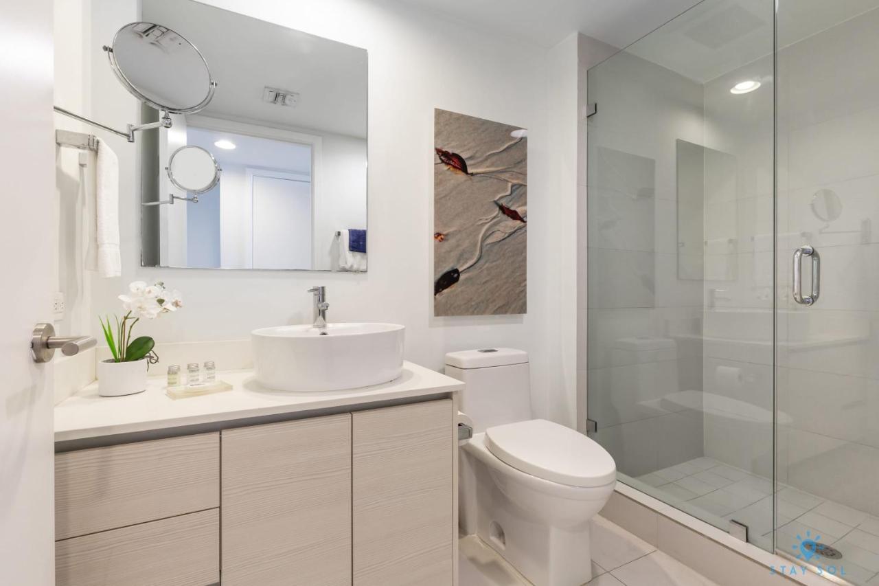 Upper Studio With Balcony,Pool And Gym, Near Beach Hallandale Beach Kültér fotó